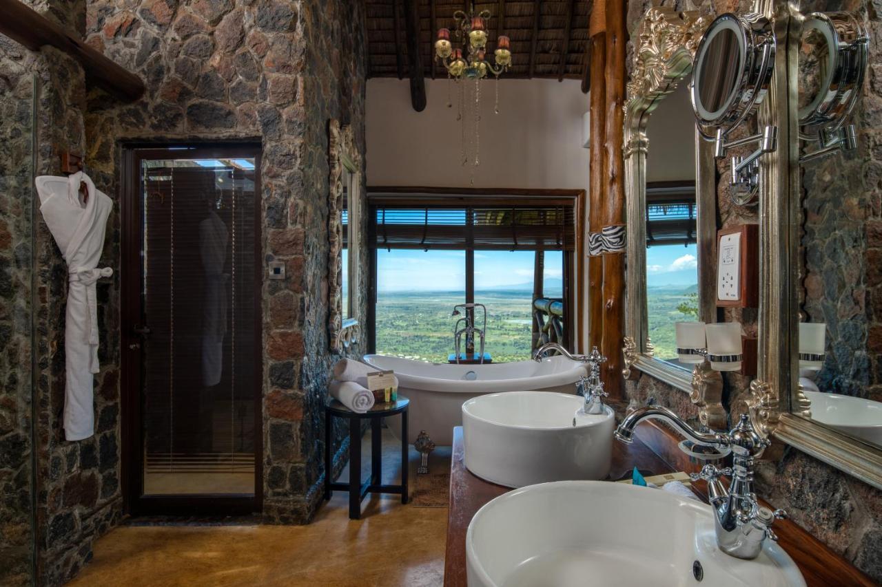 Lake Manyara Kilimamoja Lodge Mto wa Mbu Zewnętrze zdjęcie
